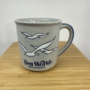 Vintage Sea World Coffee Mug Cup 1980 Embossed Textured Speckled Seagulls 10oz.